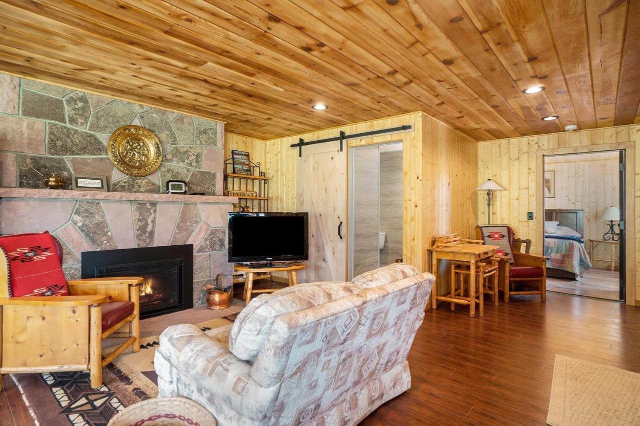 Frontier Mountain Retreat - Monthly Long-Term Vacation Rental 30 Days Minimum -- Estes Park Apts Exterior photo